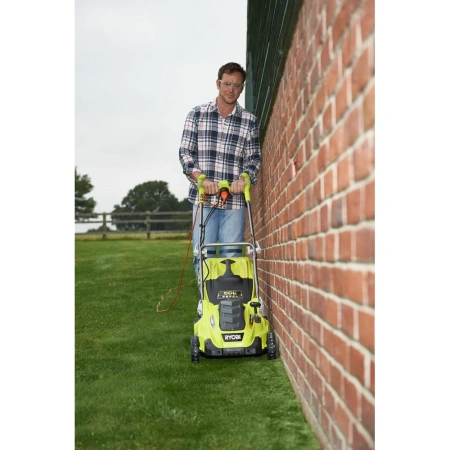фото электрическая газонокосилка ryobi rlm18e40h