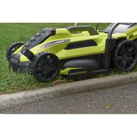 фото электрическая газонокосилка ryobi rlm13e33s